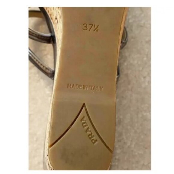 Prada leather silver wedged sandals - Picture 6 of 9